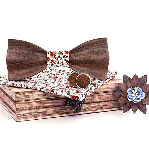 Elegante Holzfliege aus Nussbaum – Set mit Manschettenknöpfen, Einstecktuch, Ansteckblume
