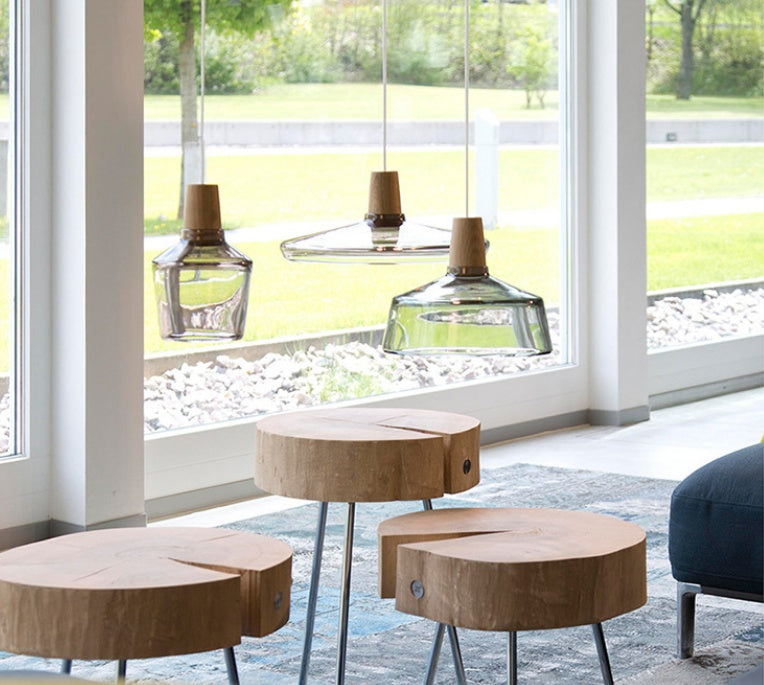 Hängelampe aus Holz und Glas – modernes Design für stilvolle Räume